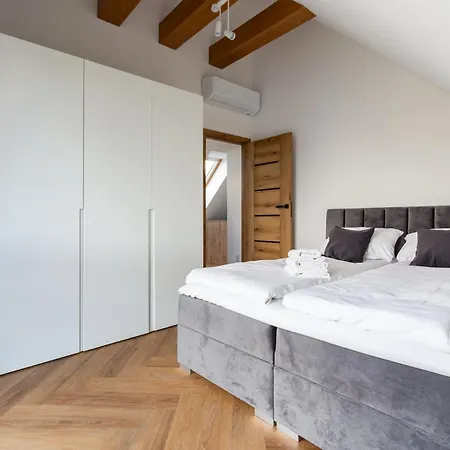 公寓 27p Lakeside Retreat By Bookinghost Laczyno