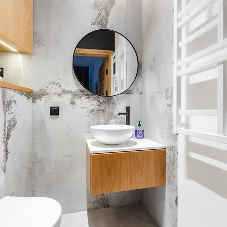 27p Lakeside Retreat By Bookinghost 公寓 Laczyno