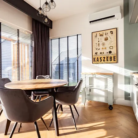 27p Lakeside Retreat By Bookinghost 公寓