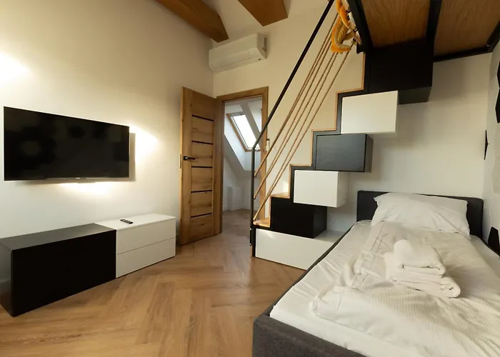 Lägenhet 27p Lakeside Retreat By Bookinghost