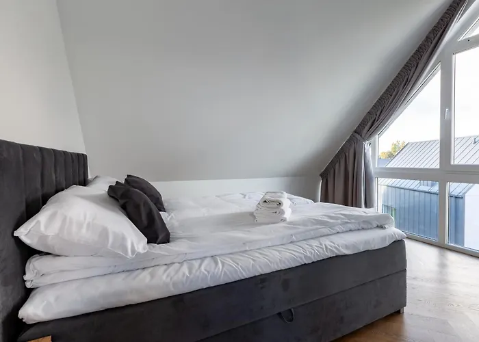 Lägenhet 27p Lakeside Retreat By Bookinghost Laczyno