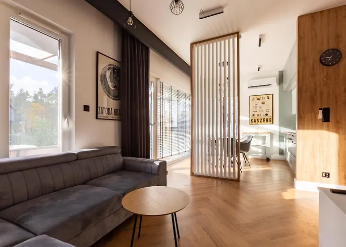 27p Lakeside Retreat By Bookinghost Lägenhet